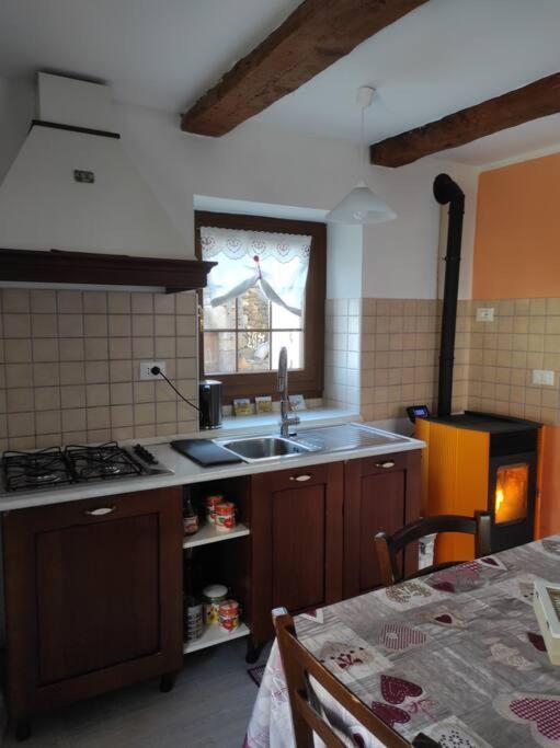 Casa Del Cios Calda E Intima Casetta Immersa Nel Verde Delle Montagne Alpe Basciumo Extérieur photo